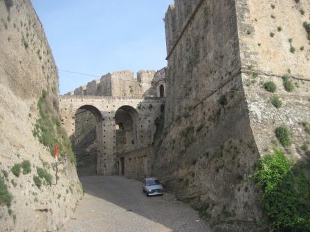 34-castello-di-santa-severina