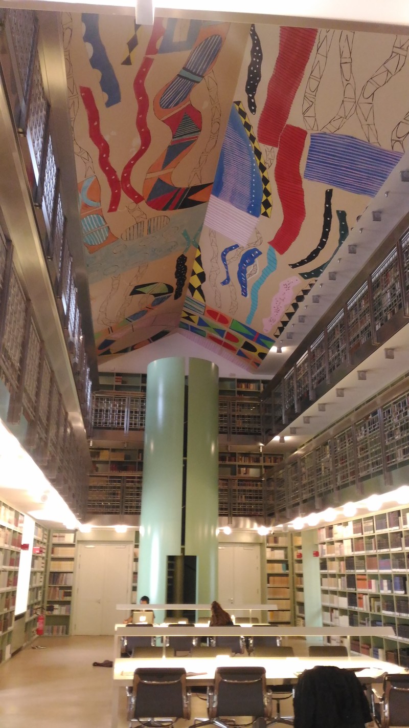 07_La_Biblioteca