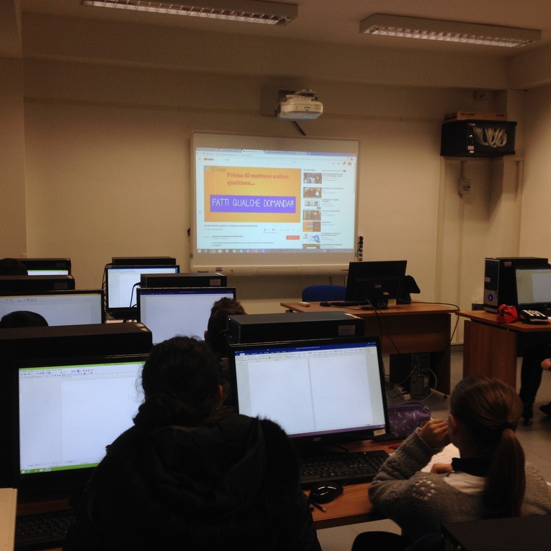 2018-03-08_safer_internet_sec_filmati_uso_consapevole_di_internet_I_II_III_D
